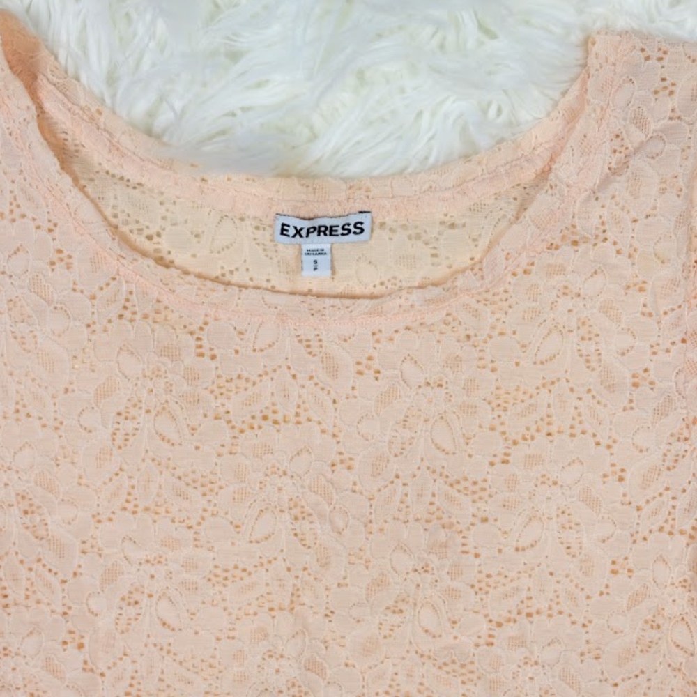 Express Floral Lace Top - Picture 2 of 2